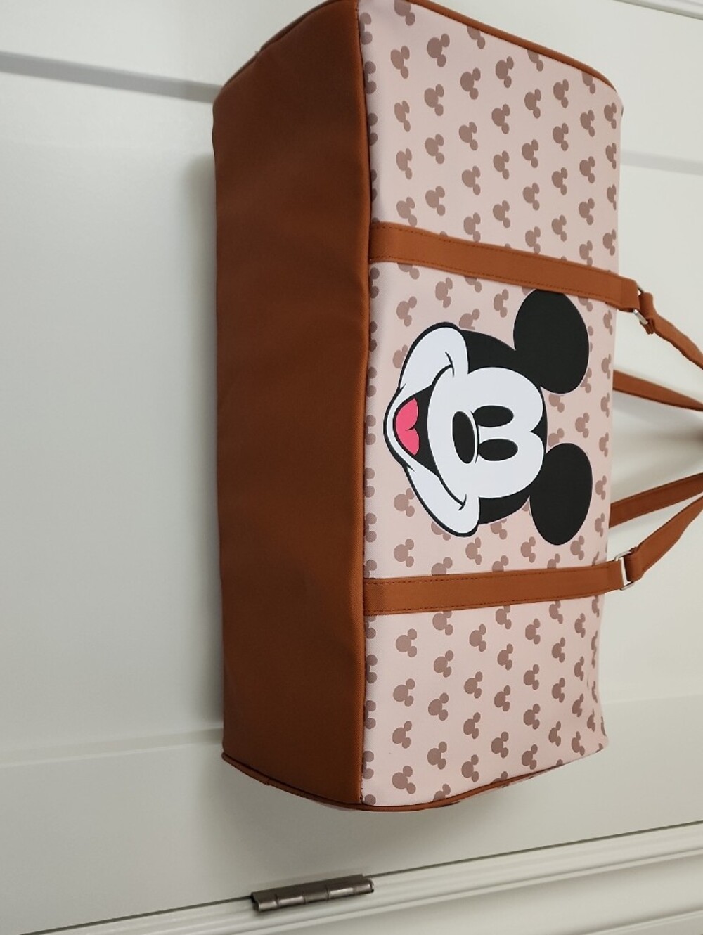 Disney Mickey Mouse Beige & Brown 17-inch Duffle Bag NWT - Picture 6 of 11